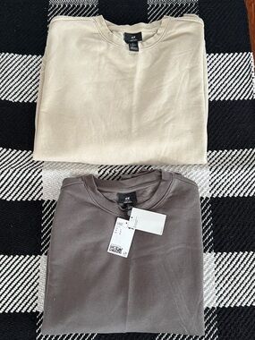 H&M Crewneck Sweatshirts in Cream and Charcoal Gray